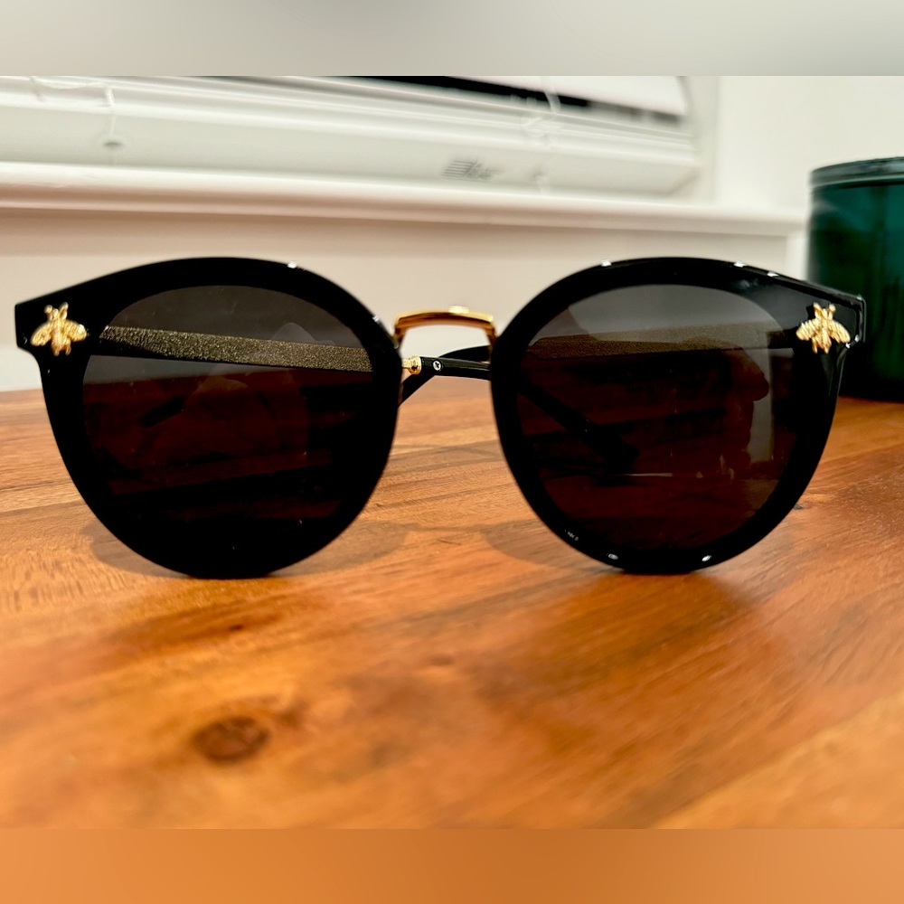 Black & Gold Sunglasses with Bumblebee Details
